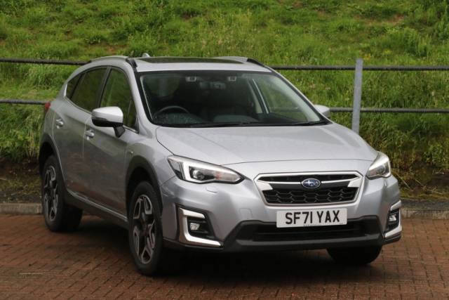Subaru XV 2.0i e-Boxer SE Premium 5dr Lineartronic Hatchback Petrol / Electric Hybrid Silver