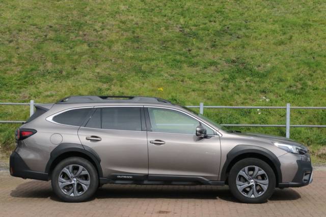 2022 Subaru Outback 2.5i Limited 5dr Lineartronic