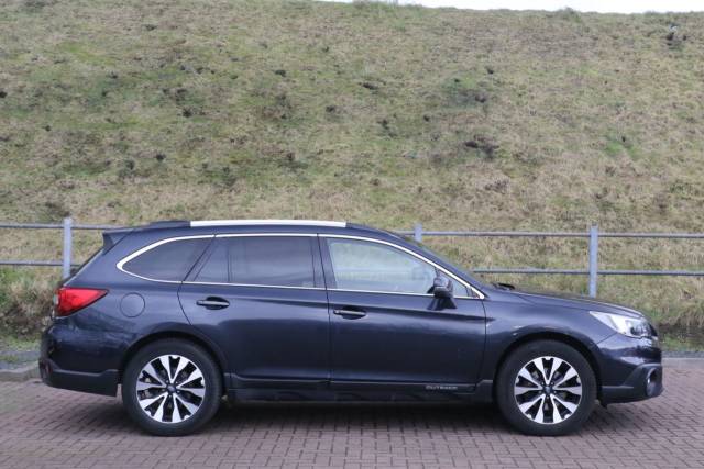2015 Subaru Outback 2.0D SE Premium 5dr Lineartronic