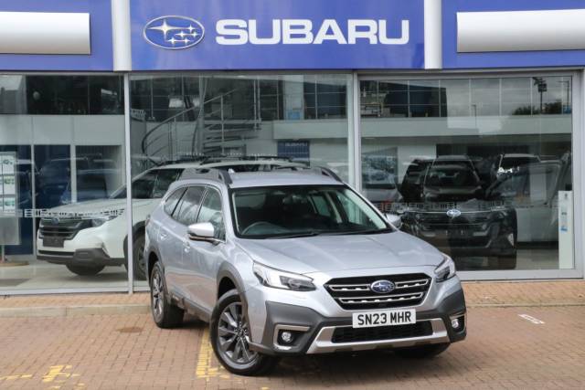 Subaru Outback 2.5i Limited 5dr Lineartronic Estate Petrol Silver